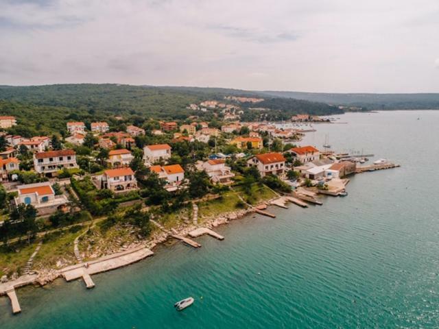 Villa Sarah Климно Экстерьер фото